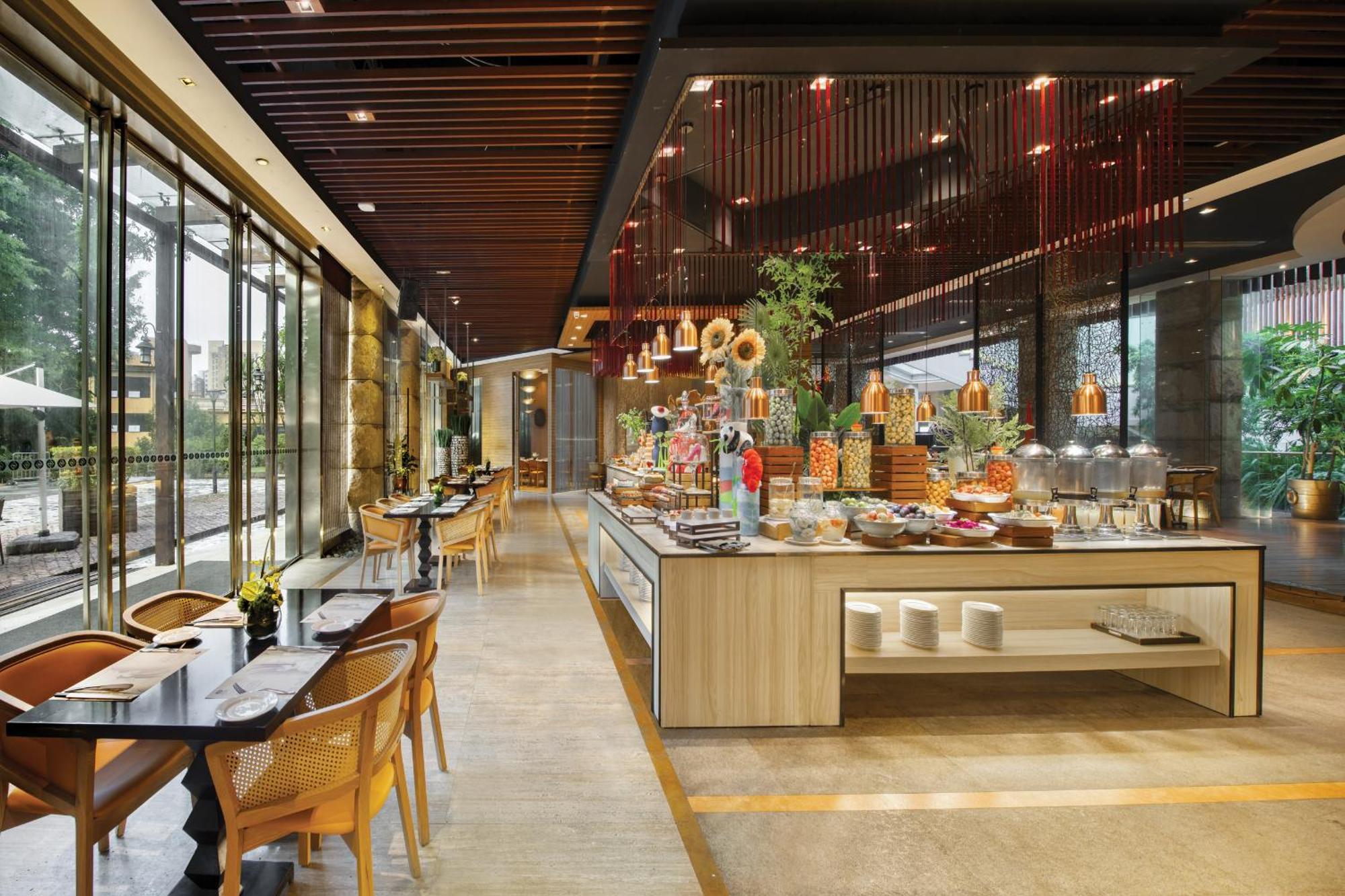 Dongguan Royal Garden Hotel Exterior photo