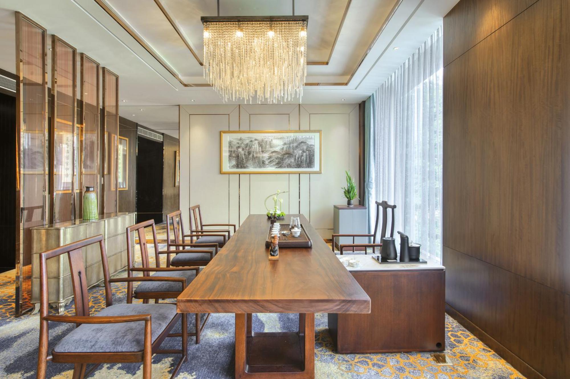 Dongguan Royal Garden Hotel Exterior photo