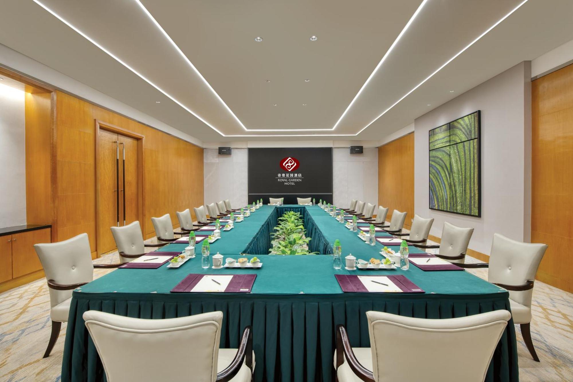 Dongguan Royal Garden Hotel Exterior photo