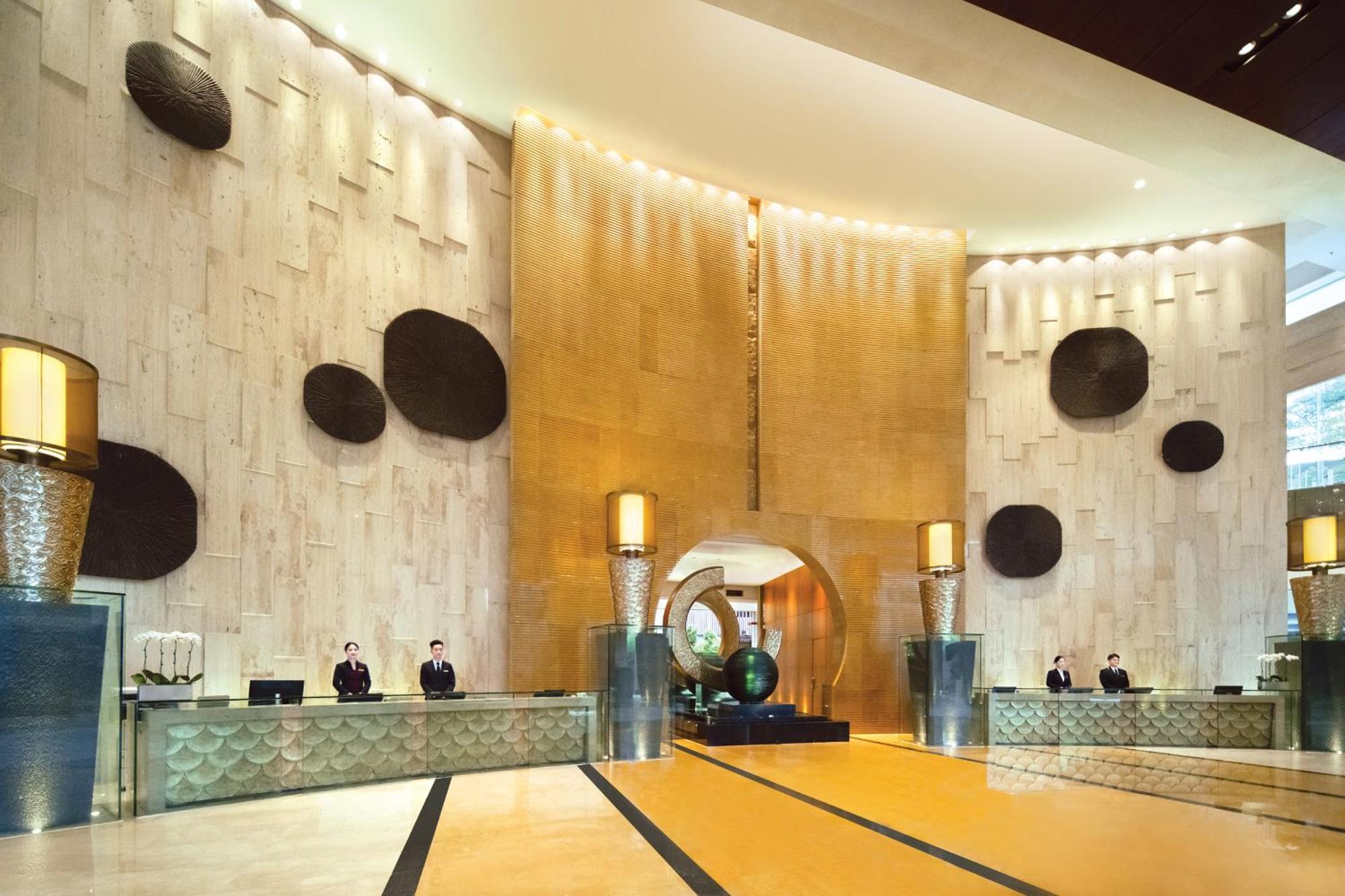 Dongguan Royal Garden Hotel Exterior photo