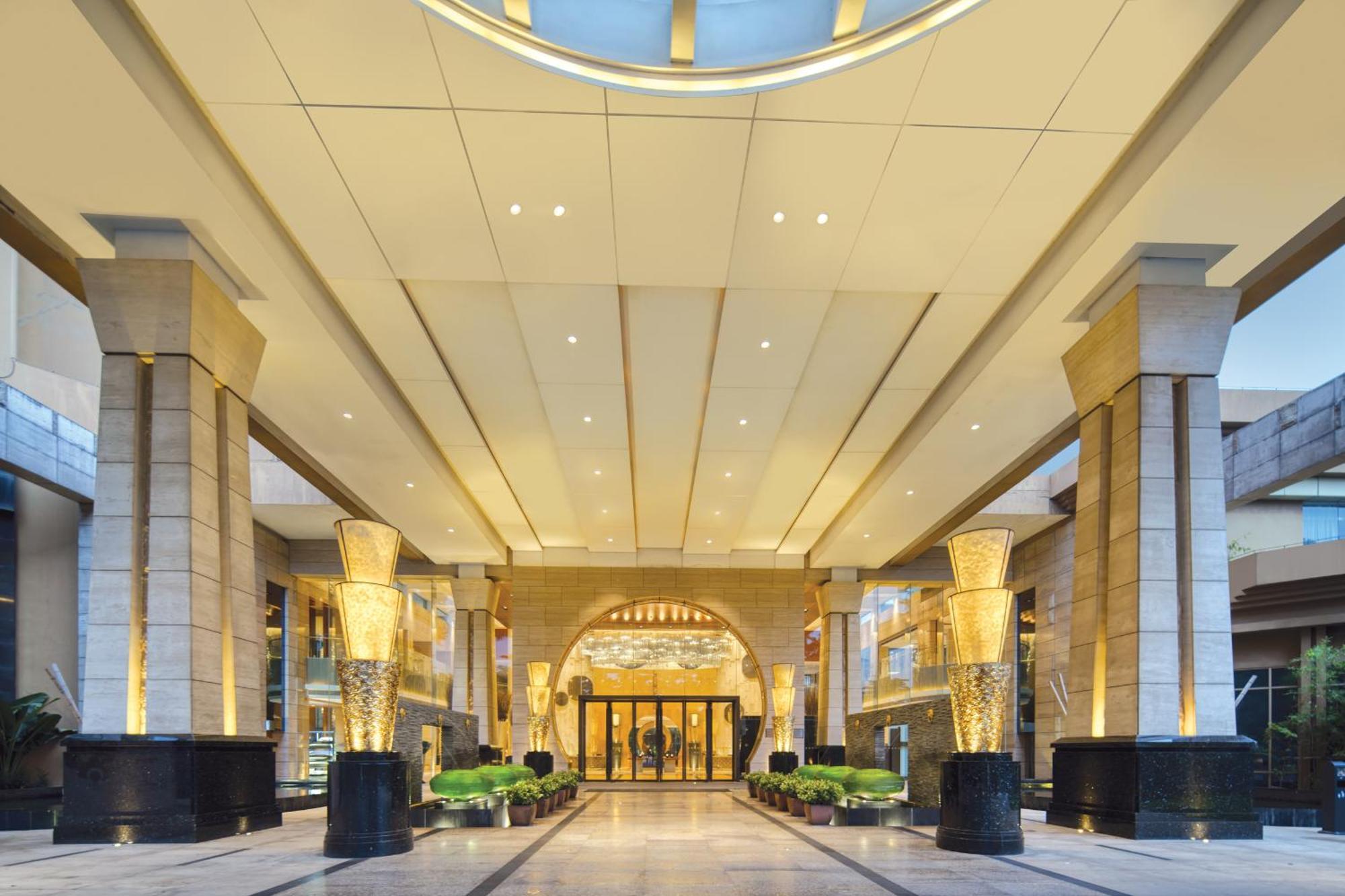 Dongguan Royal Garden Hotel Exterior photo